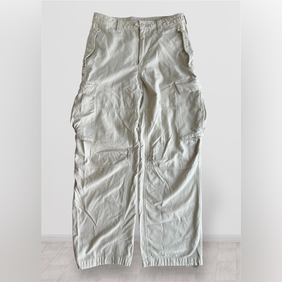 TNA Cargo Pants - Picture 3 of 8